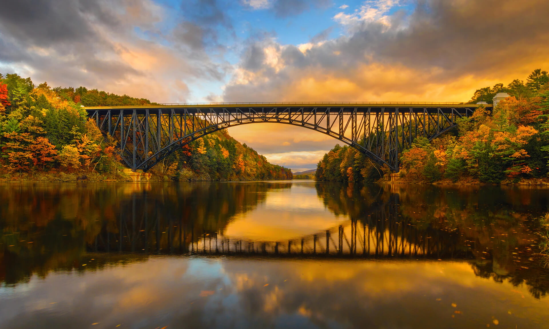 New England Bridge in Park